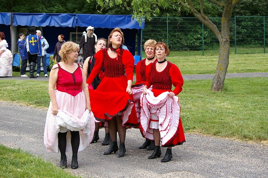 French Cancan: les 20 ans du lac en fete 034